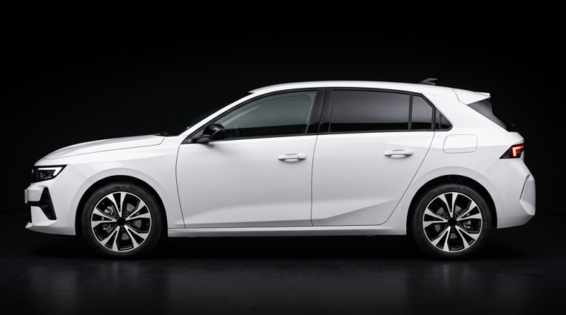 Какое моторное масло заливать в Opel Astra?